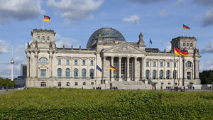 /uploads/attachment/vest/5348/reichstag_sommer.jpg